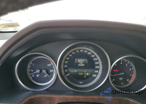 2014 Mercedes-Benz E 350 4Matic z USA, uszkodzony, nr VIN WDDHF8JB5EA875582